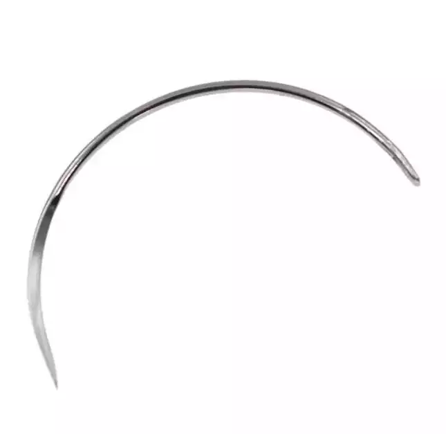 Игла хирургическая ИХ-"КМИЗ" изогнутая на 4/8 окружности, трехгранная, диаметр 1,8мм, длина 70мм, 4В1-1,8х70